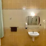 - Palac Slonowice 4*