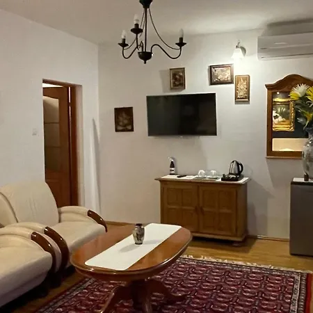 - Palac Slonowice Panzió Brzeżno