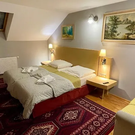 Panzió - Palac Slonowice