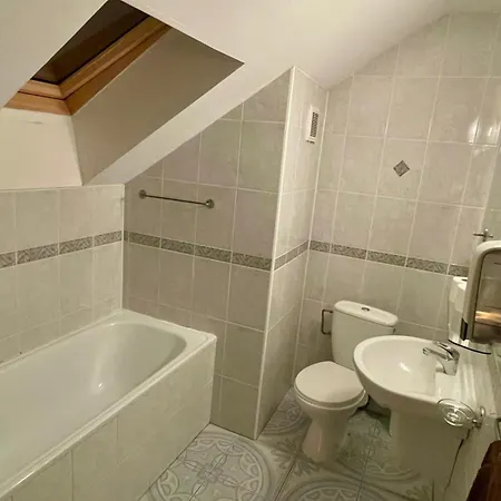 - Palac Slonowice 4*