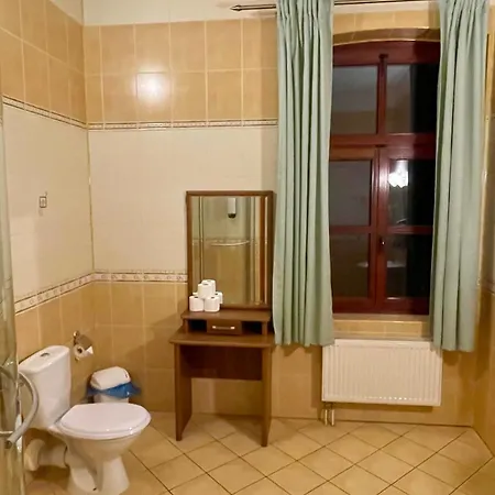- Palac Slonowice 4*