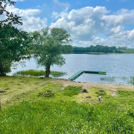 Nocleg ze śniadaniem Pałac Słonowice Sp. Z O.o. Brzeżno
