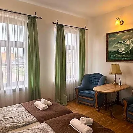 - Palac Slonowice 4*