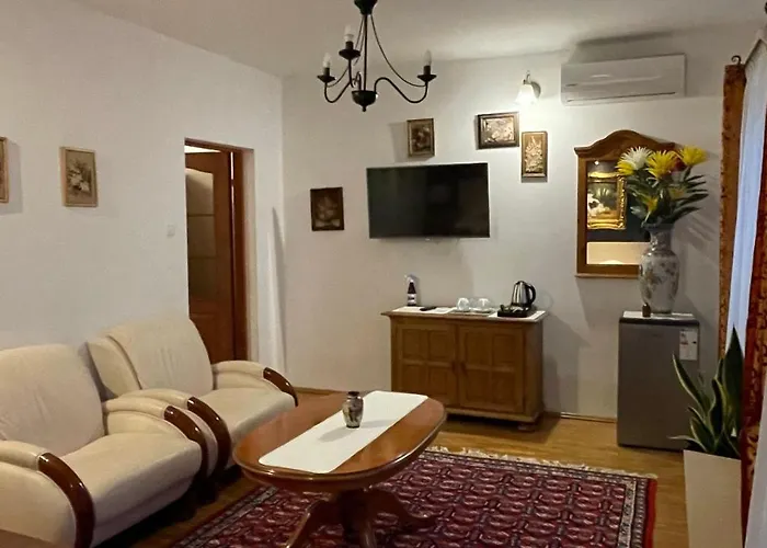 - Palac Slonowice Bed & Breakfast Brzezno (West Pomeranian)