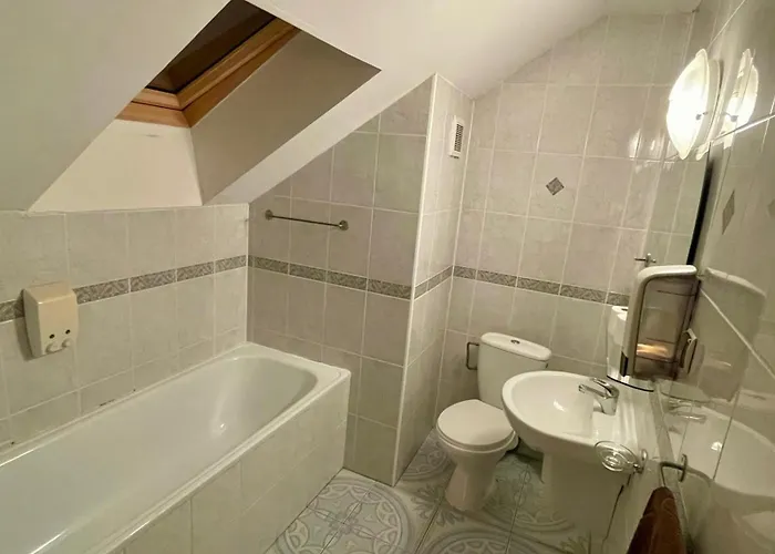 - Palac Slonowice 4*